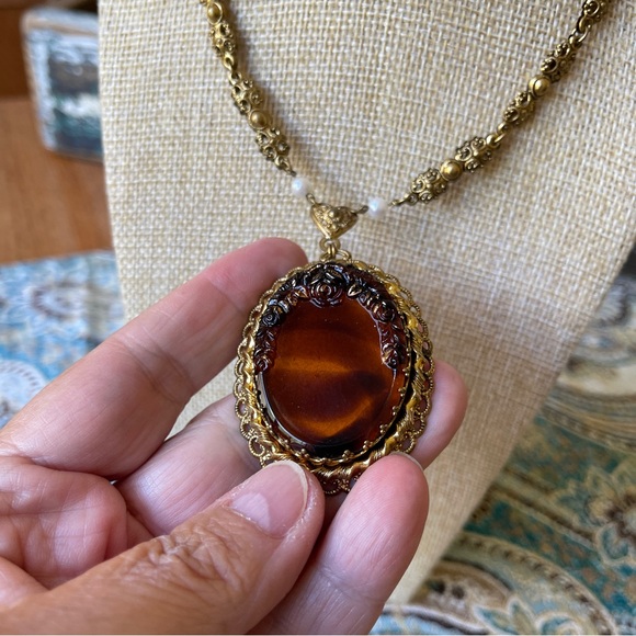 W Germany Necklace & Earrings ornate gilt tortoise color with tiny pearls - Picture 6 of 17